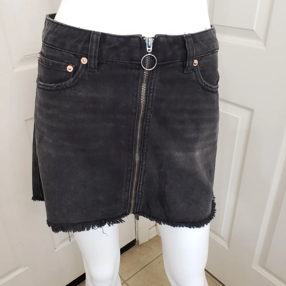 Free People Zip It Up Black Mini Skirt 25 - Picture 2 of 10